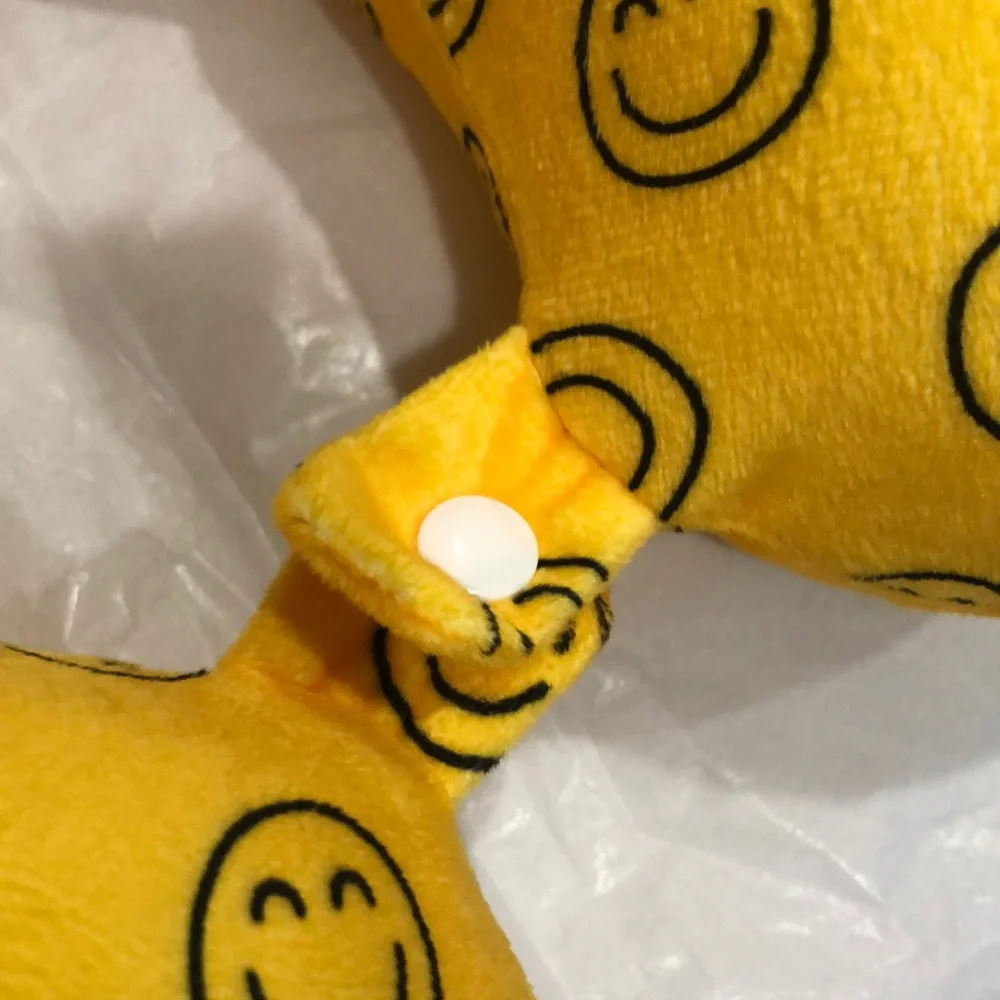 Aeropostale yellow emoji smiley face plush memory‎ foam neck travel pillow new